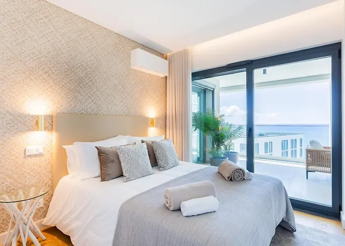 Satoshi Ocean View Apartment